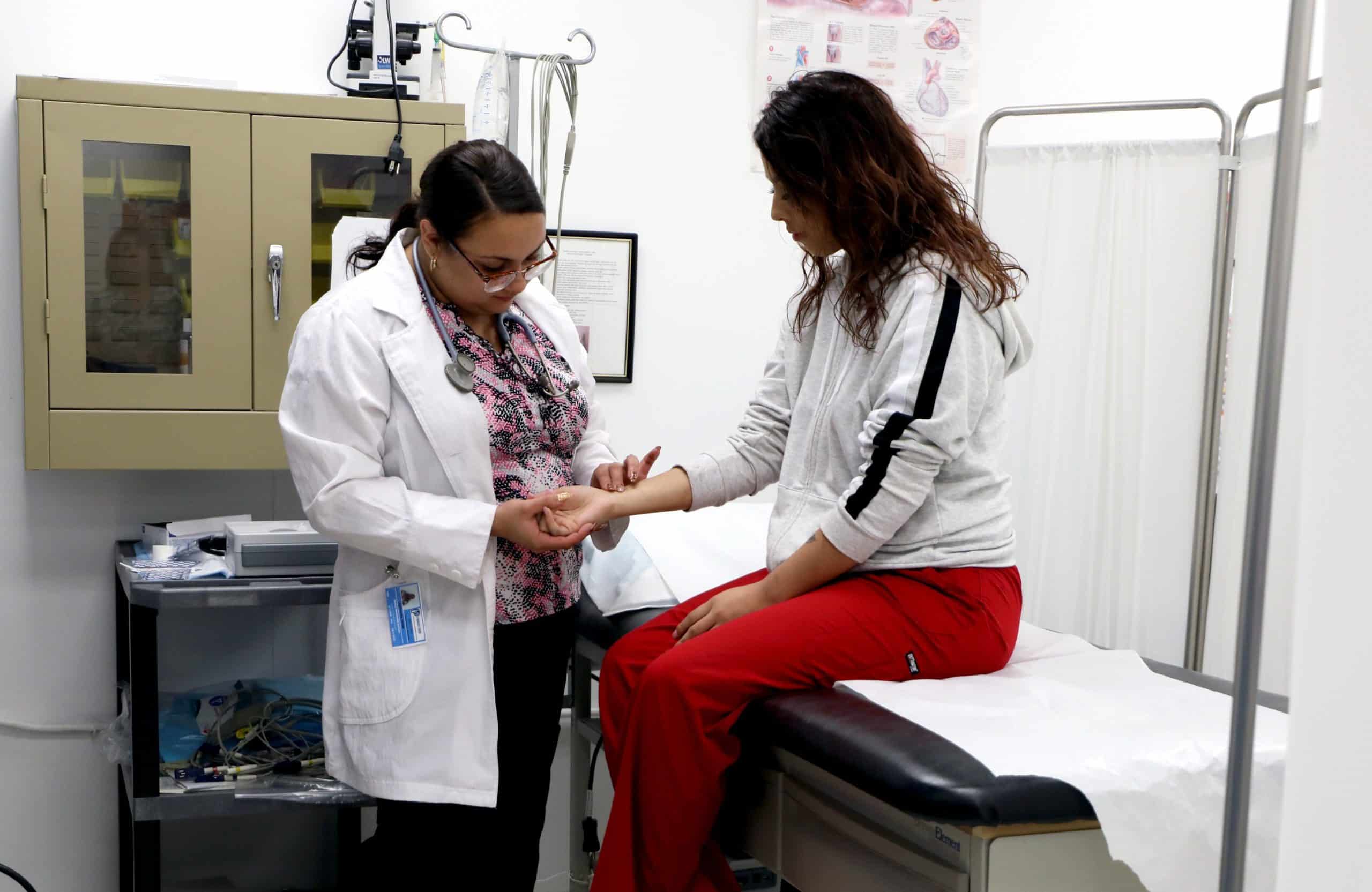 Medical assistant in clinic