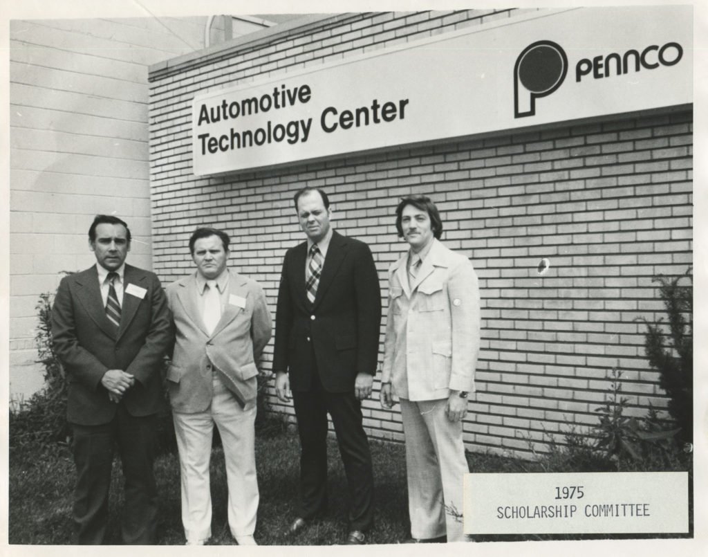 1975